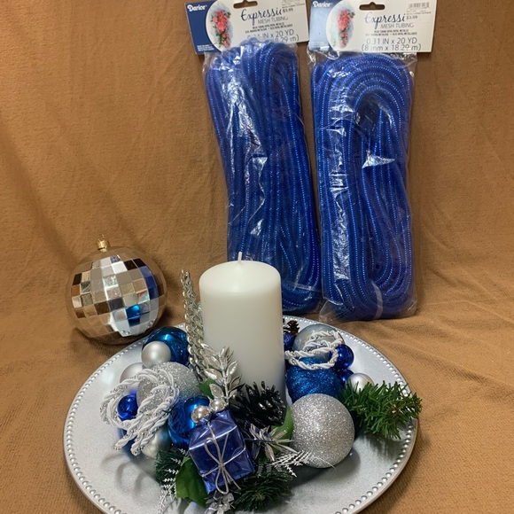 Darice Blue Express Mesh Tubing - Picture 1 of 4